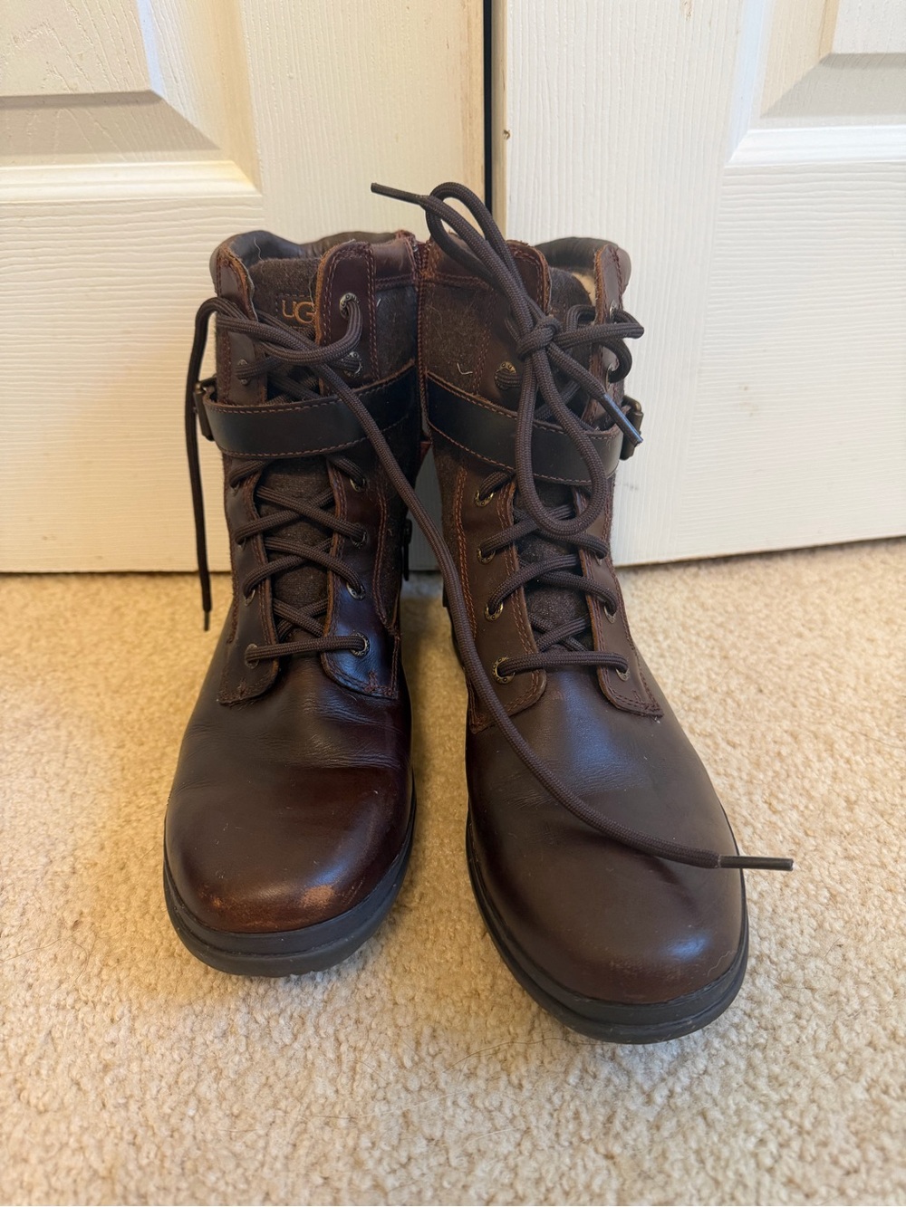UGG Women’s Dark Brown Leather Lace-Up Combat Boots